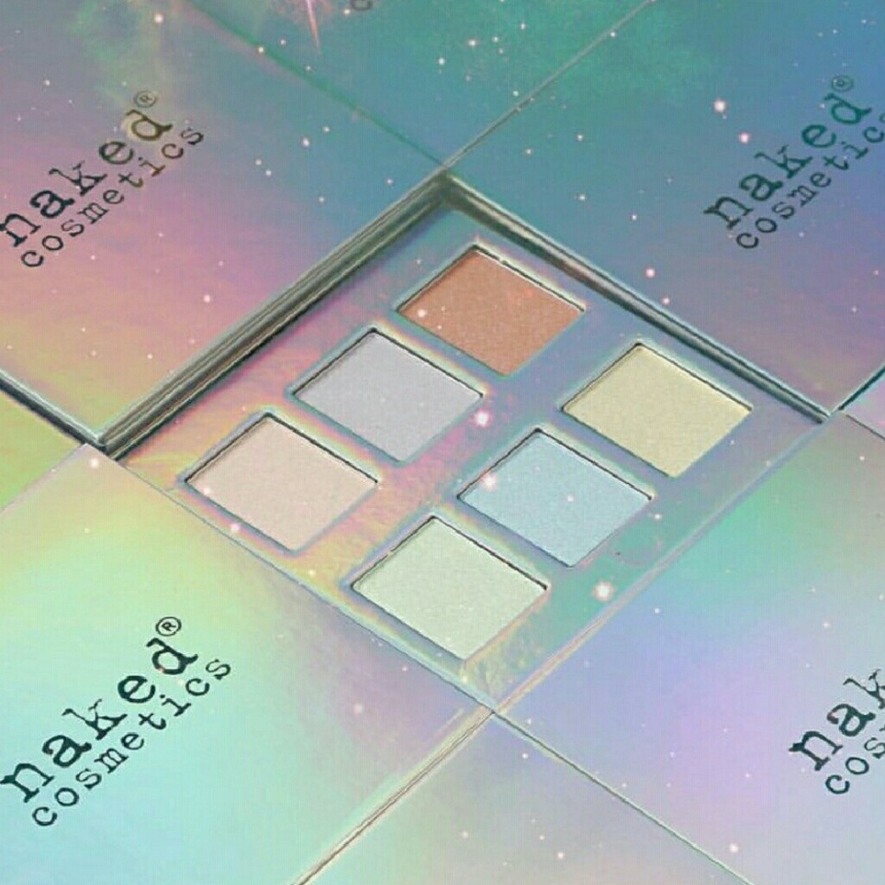 🍁NAKED COSMETICS🍁